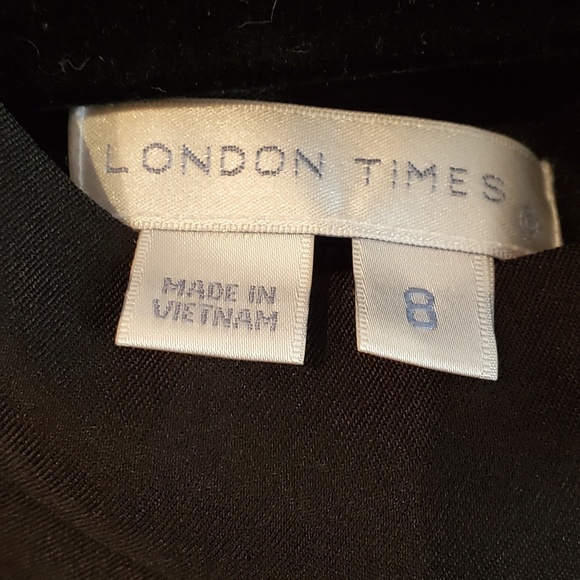 Dress - Picture 2 of 3